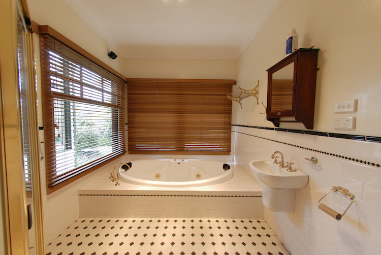 Bathroom Renovations Melbourne, Custom Home Builders